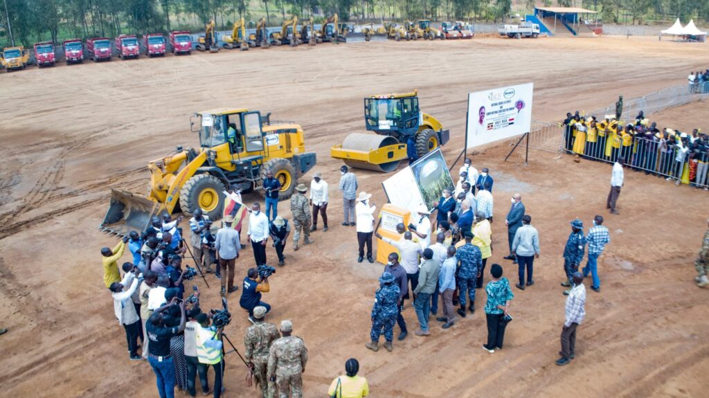 Museveni commissions akii-bua stadium construction